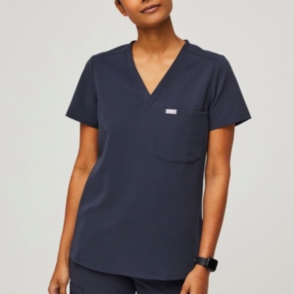 NWT Figs Quiet Navy Catarina - One-Pocket Scrub Top